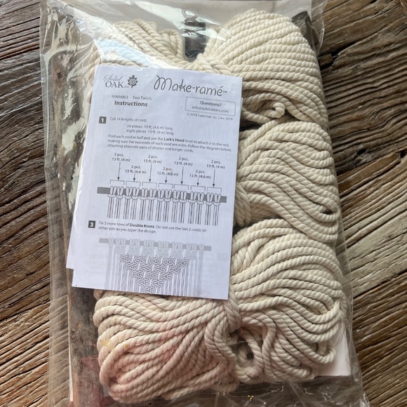 Macrame wall hanging kit - Picture 2 of 2